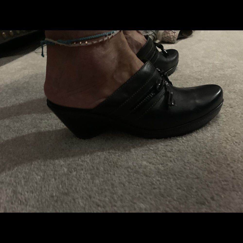 ECCO Black leather slip on heeled loafers 40 - Picture 10 of 10
